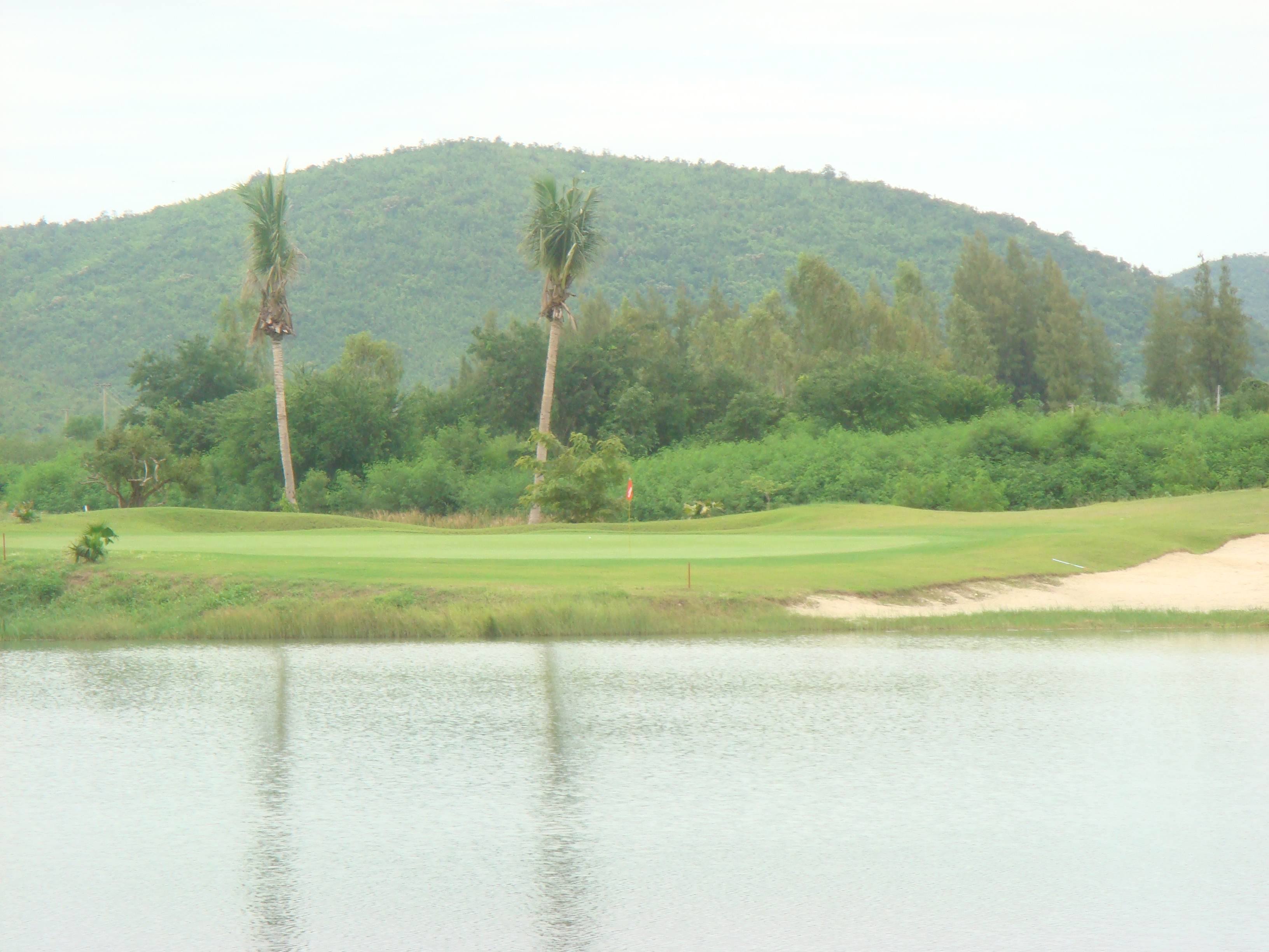 Blue Sapphire Golf & Resort