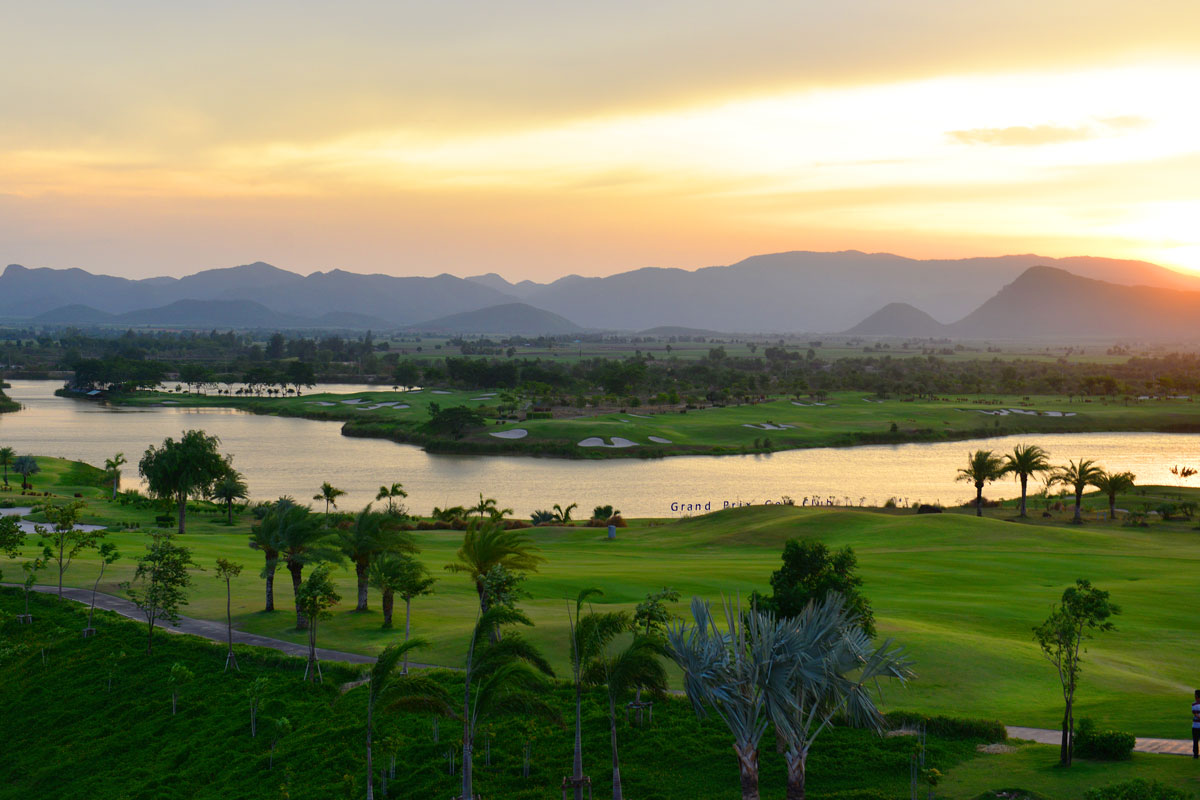 Grand Prix Golf Club