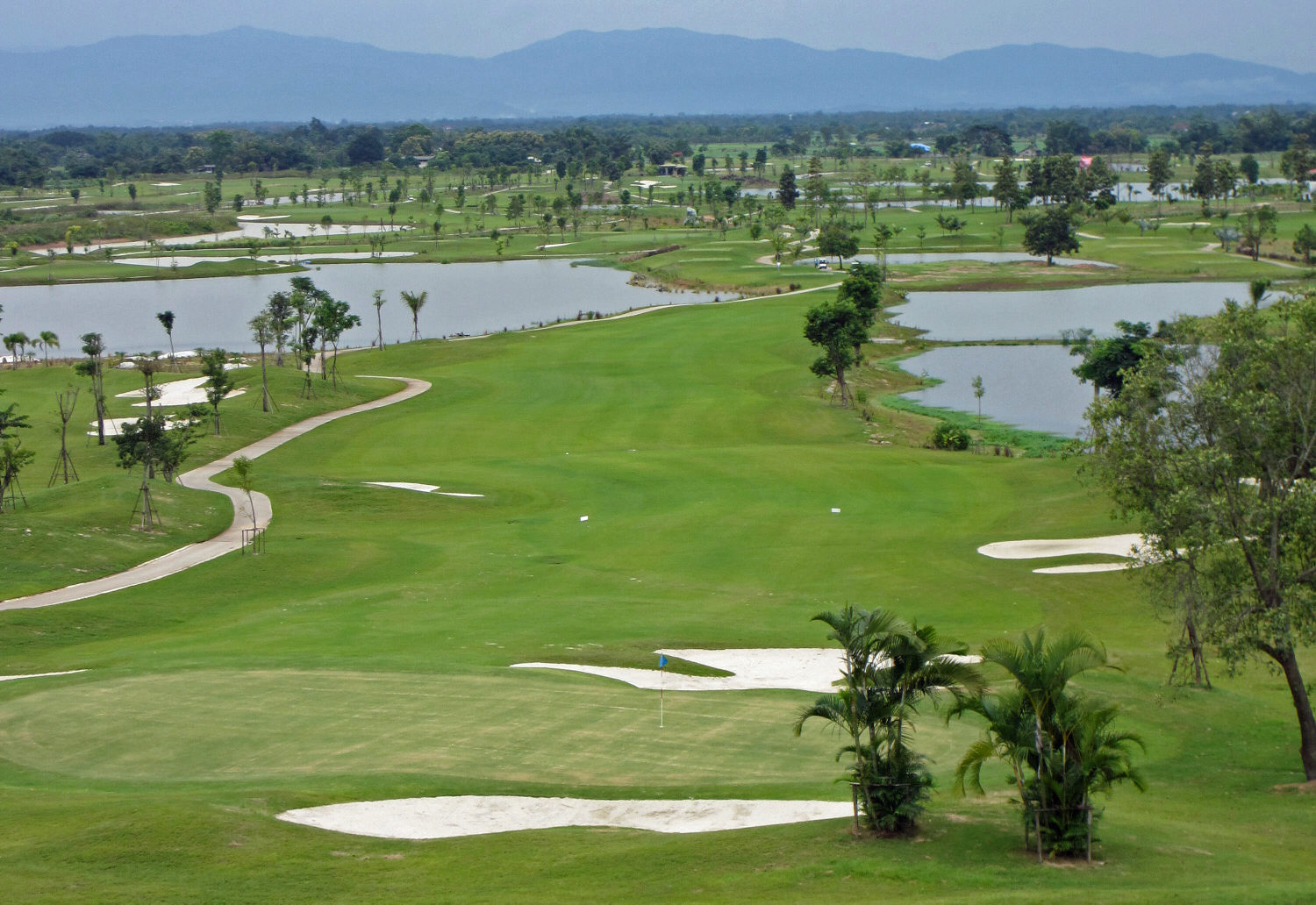 Happy City Golf Resort