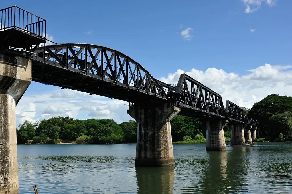 Bangkok - Kanchanaburi - Hua Hin (3-Destination) Golf & Culture Package