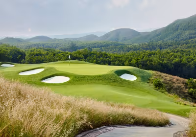 Bangkok - Danang (2-Country) Golf Package