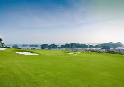 North Vietnam Golf & Cruise Experience