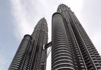 Kuala Lumpur & Langkawi (2-destination) Golf Holiday