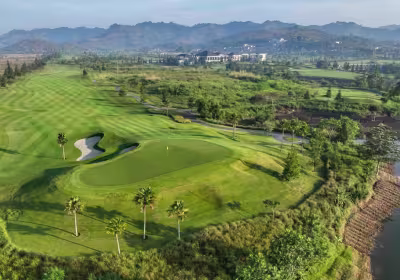 Bandung Fairways & Volcano Views - 4 Nights of Elevated Golf