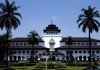 Bandung Golf Holiday Package