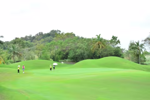 Khao Kheow Country Club