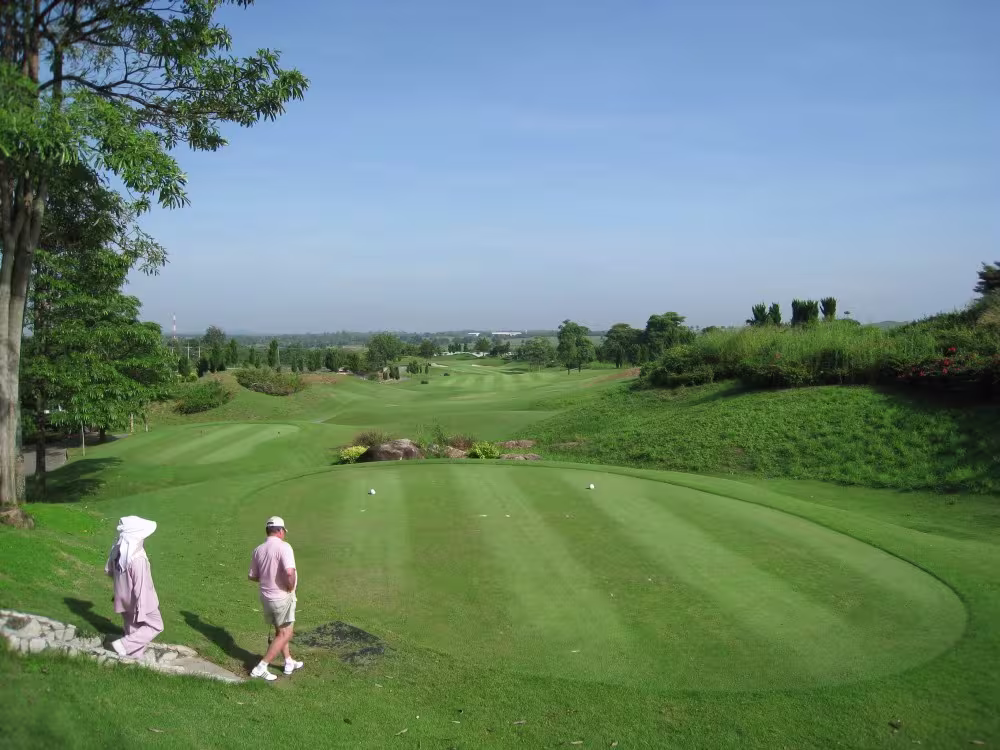 Barcelona Valley Golf Club, Lake Course (former St. Andrews 2000 Golf Club)