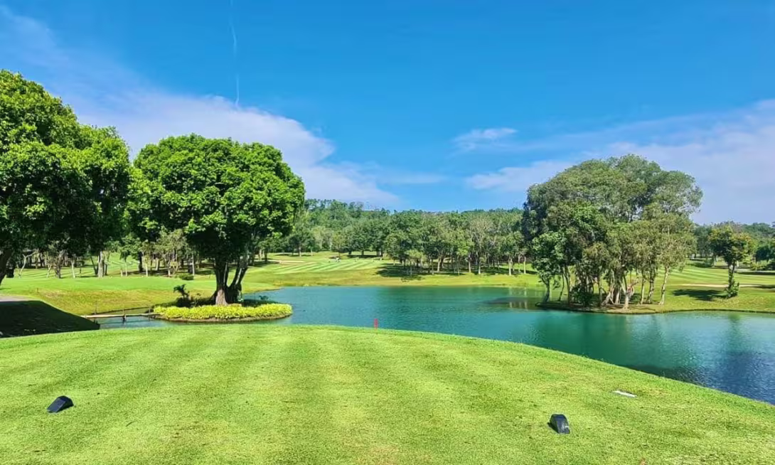 Blue Canyon Country Club, Lakes Course
