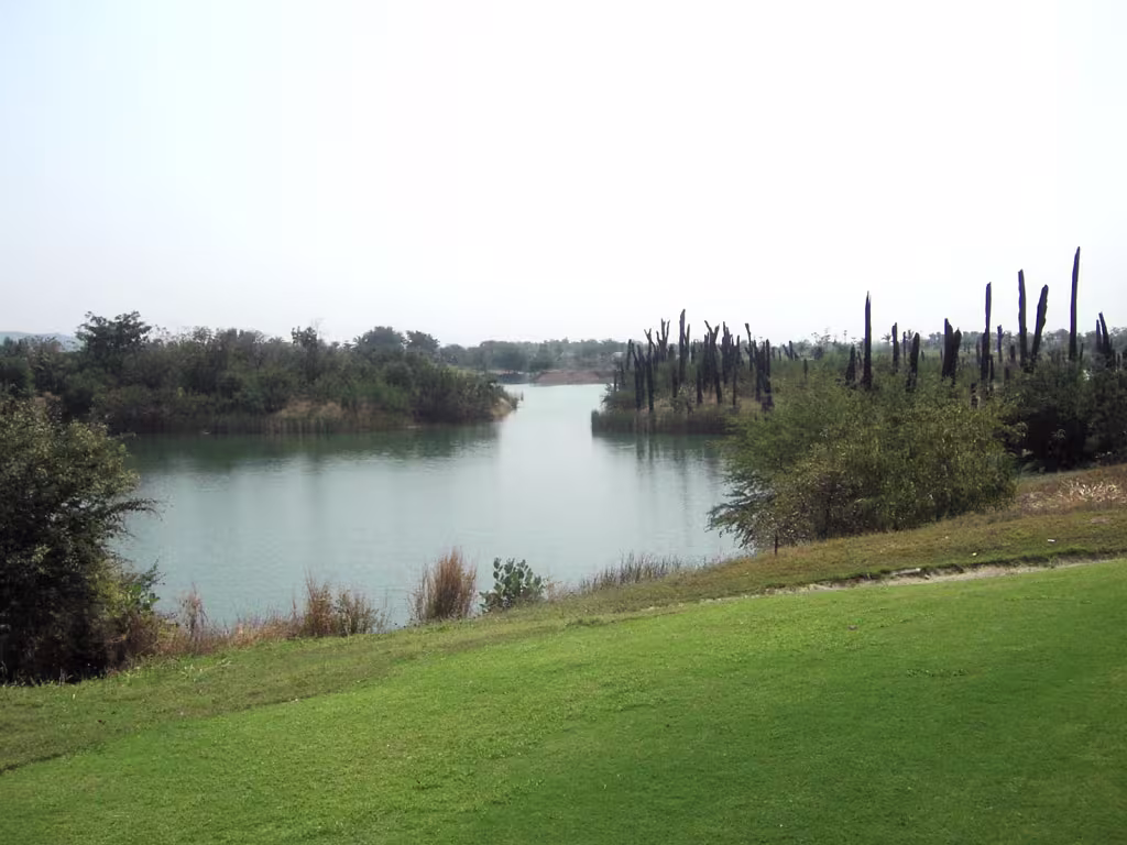 Blue Sapphire Golf & Resort