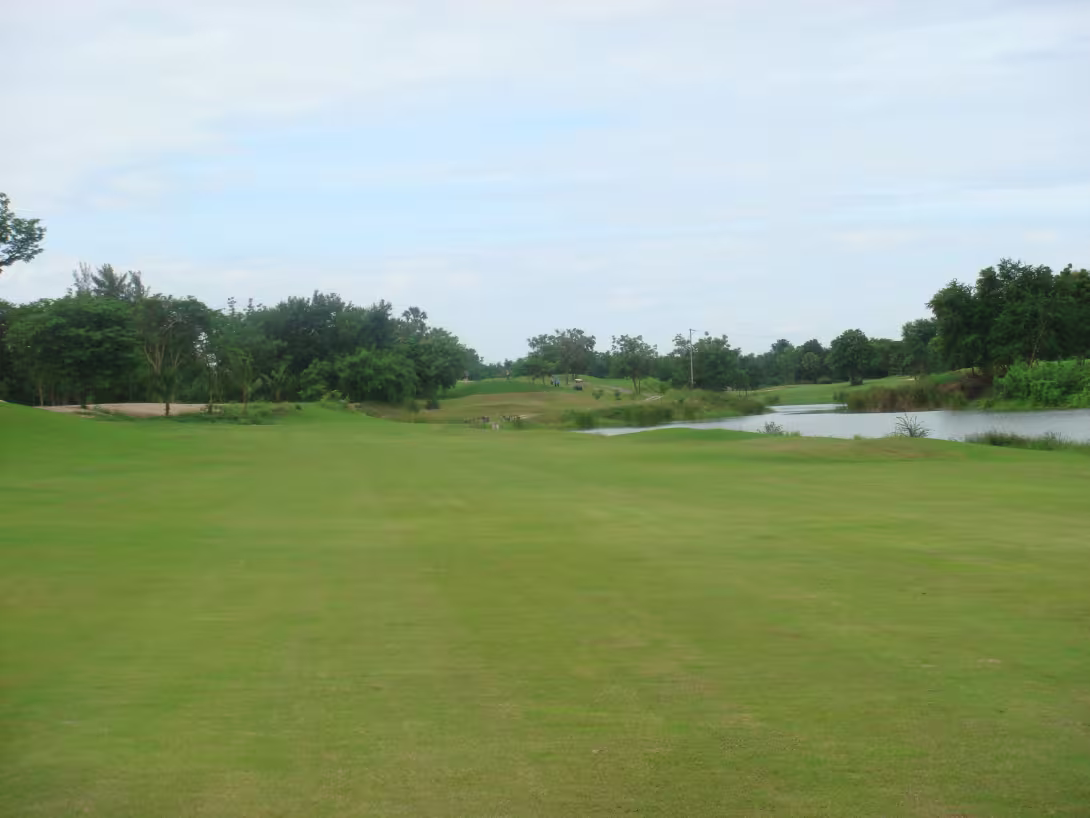 Blue Sapphire Golf & Resort