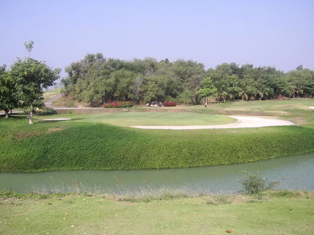 Blue Sapphire Golf & Resort