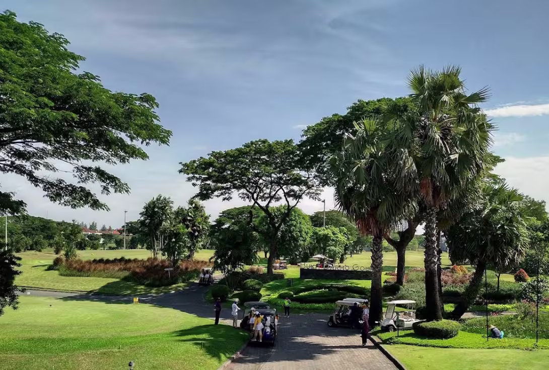 Bukit Darmo Golf