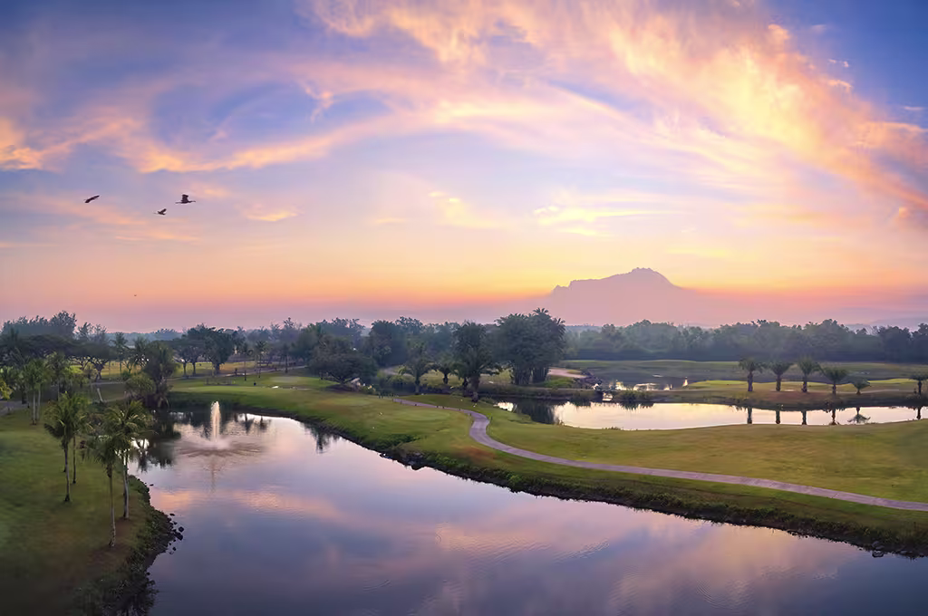 Dalit Bay Golf & Country Club