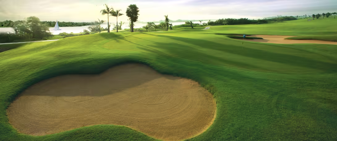 Emerald Country Club