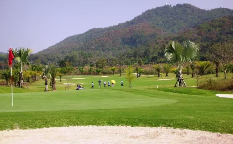 Happy City Golf Resort