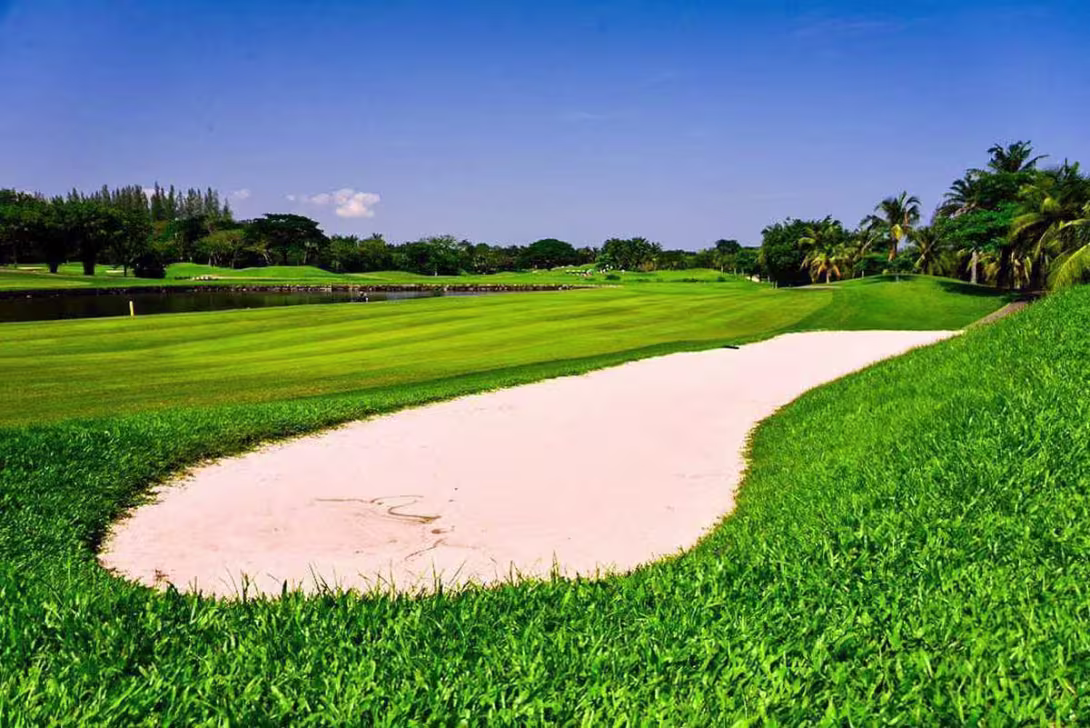 Khao Kheow Country Club