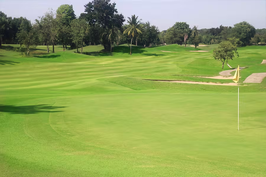 Lake View Resort & Golf Club