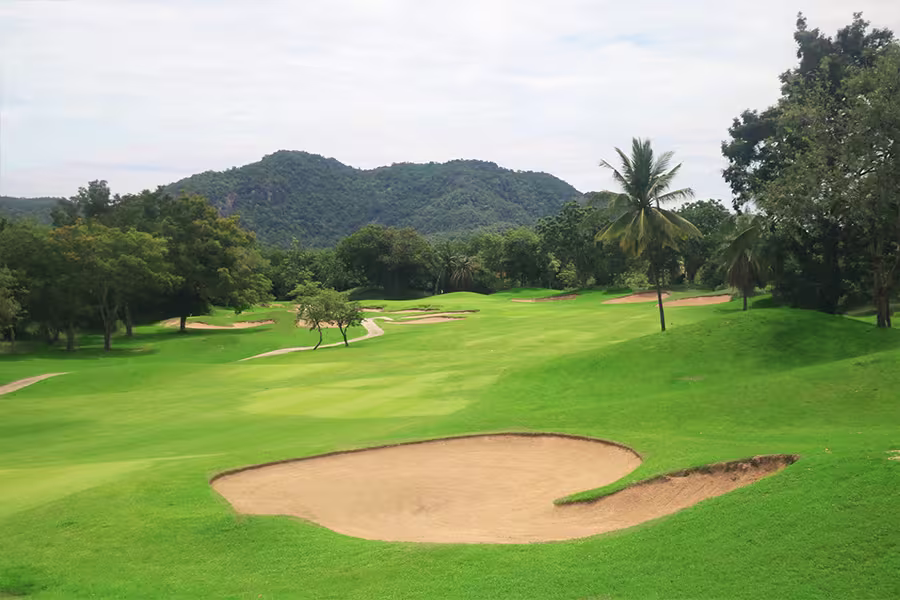 Lake View Resort & Golf Club