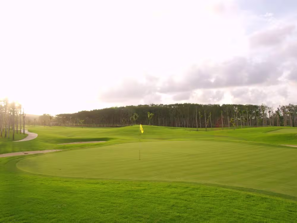 Mission Hills Phuket Golf Resort