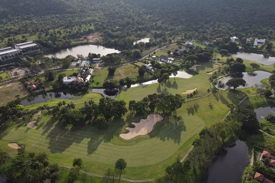 Palm Hills Golf Resort and Country Club