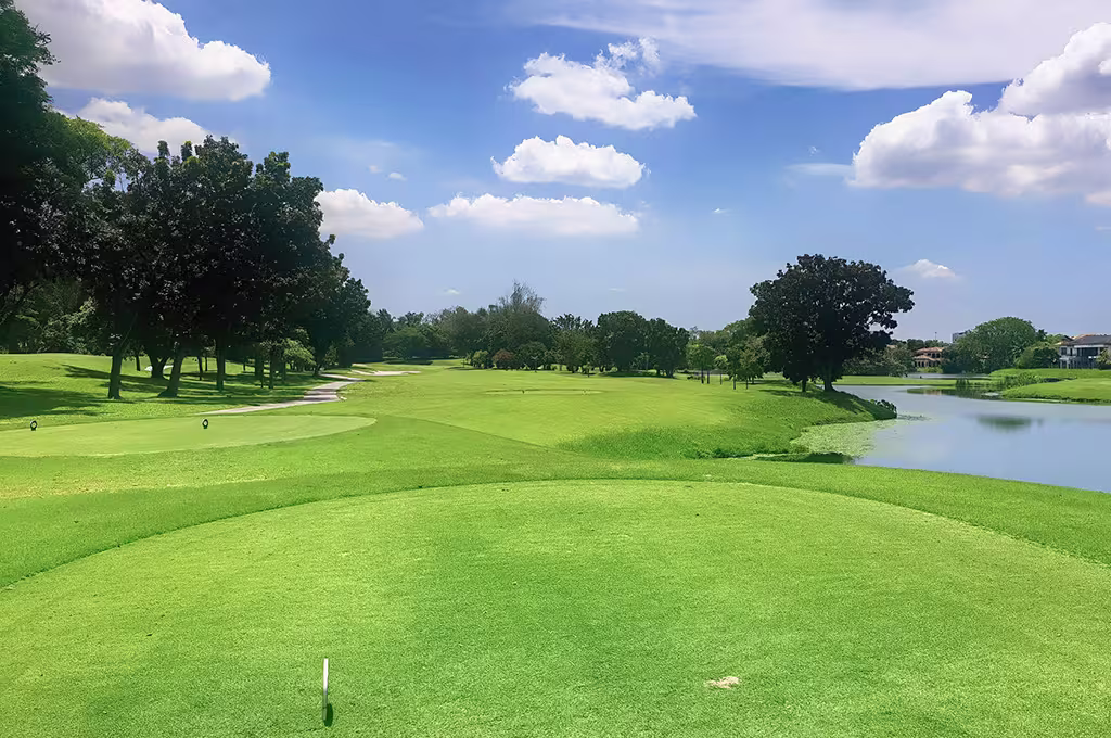 Saujana Golf & Country Club, Bunga Raya Course